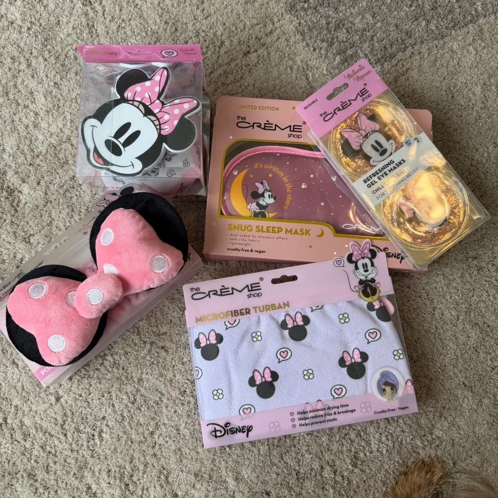 Disney The Creme Shop‎ Minnie Mouse Spa Set Sleep Mask Gel Eye Mask Turban 5pc